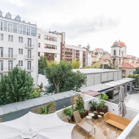 Studio With Garage - Liberdade 40 - Wi-fi & A/c Apartamento